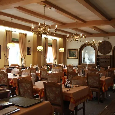 Genziana Hotel 3*